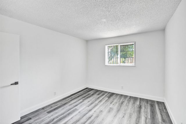 7175 Nova Dr 108, Davie, FL 33317