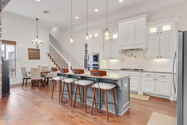 112 Grandview Terrace Drive, Youngsville, LA 70592