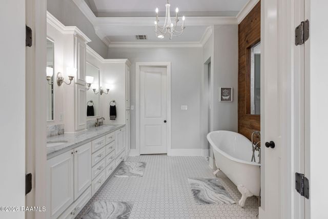 112 Grandview Terrace Drive, Youngsville, LA 70592