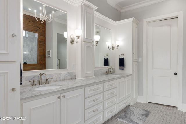 112 Grandview Terrace Drive, Youngsville, LA 70592