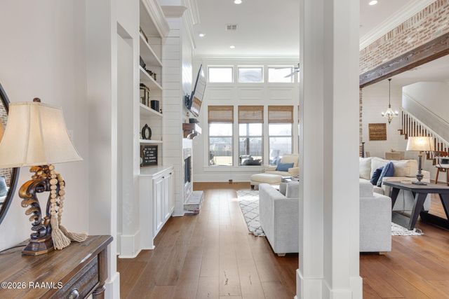 112 Grandview Terrace Drive, Youngsville, LA 70592