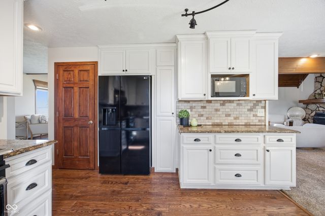 6894 N 400 W, Mccordsville, IN 46055