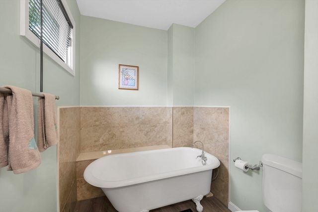 9 Cottage Street, Dracut, MA 01826