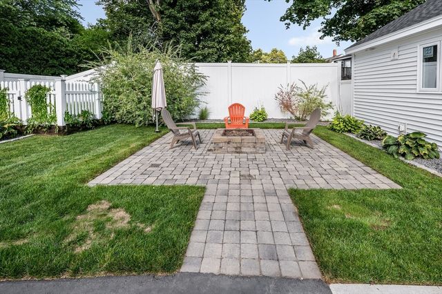 9 Cottage Street, Dracut, MA 01826