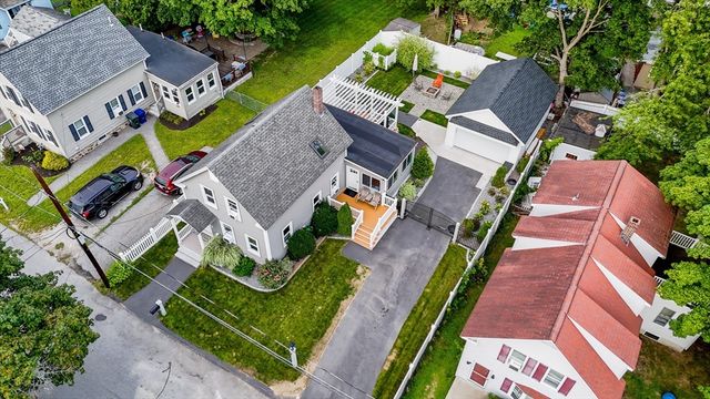 9 Cottage Street, Dracut, MA 01826