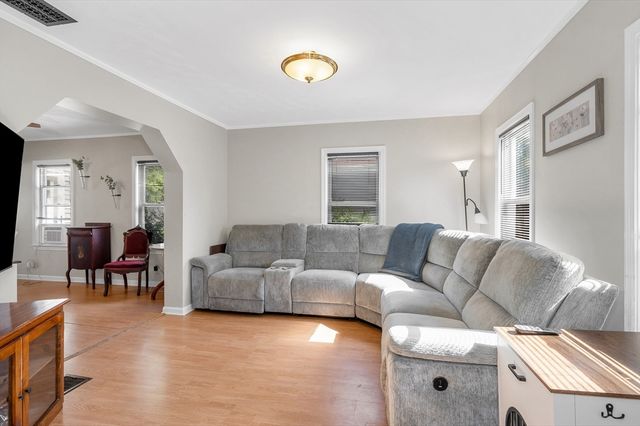 9 Cottage Street, Dracut, MA 01826