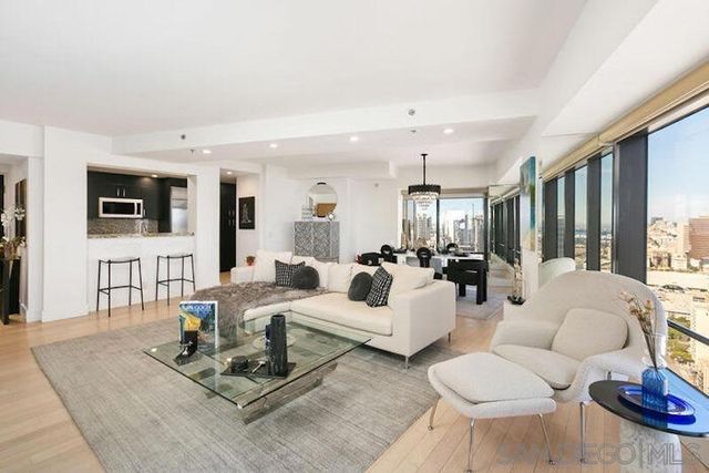 200 Harbor Dr. 3401, San Diego, CA 92101