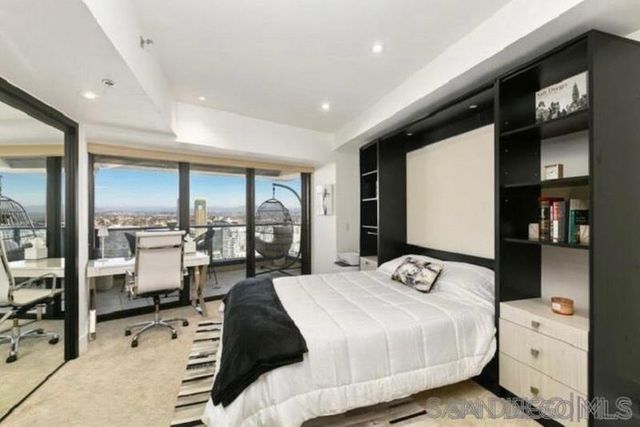 200 Harbor Dr. 3401, San Diego, CA 92101