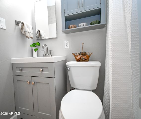 1012 E HENRY Street, Tempe, AZ 85288