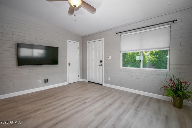 1012 E HENRY Street, Tempe, AZ 85288