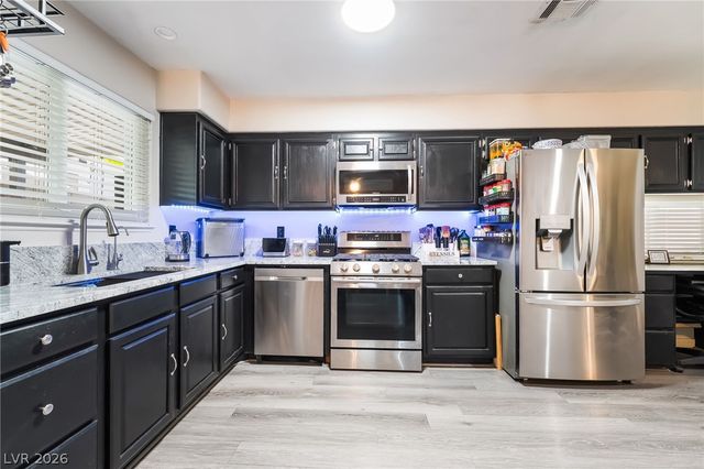 2749 Pinewood Avenue, Henderson, NV 89074