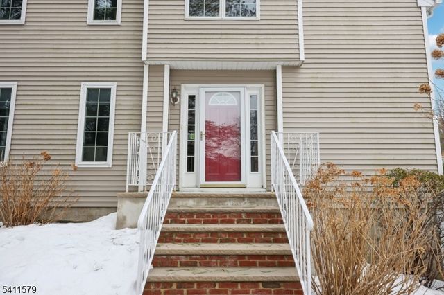 2 Joanne Dr 1-A, Denville Twp., NJ 07834