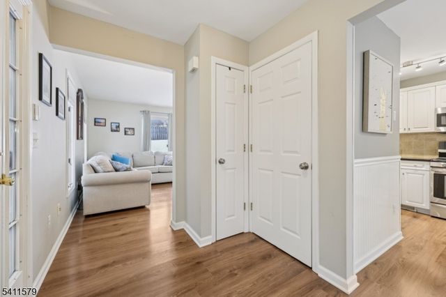 2 Joanne Dr 1-A, Denville Twp., NJ 07834