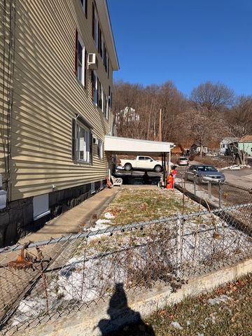 1 Verdi Rd, Worcester, MA 01604