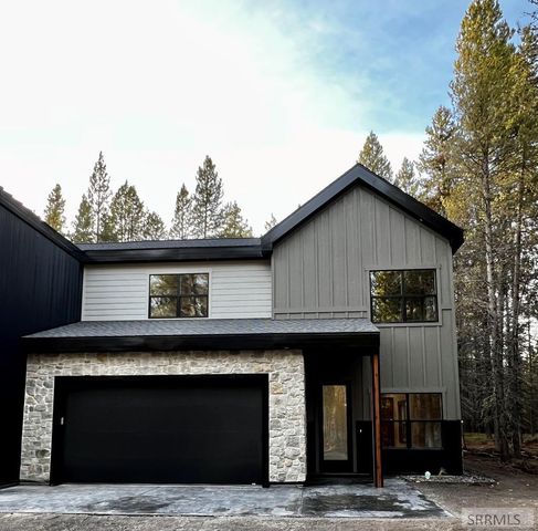 4359 Yeti Ln, Island Park, ID 83429