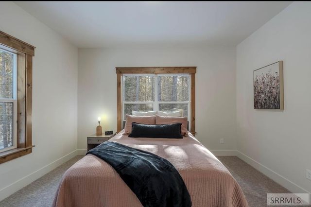 4359 Yeti Ln, Island Park, ID 83429