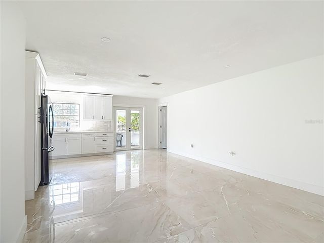 201 VALENCIA DRIVE, Auburndale, FL 33823