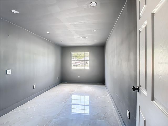 201 VALENCIA DRIVE, Auburndale, FL 33823