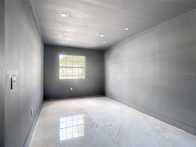 201 VALENCIA DRIVE, Auburndale, FL 33823