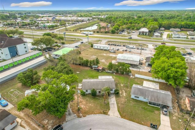 201 VALENCIA DRIVE, Auburndale, FL 33823