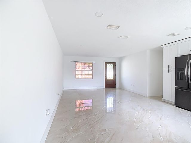 201 VALENCIA DRIVE, Auburndale, FL 33823