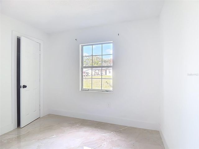 201 VALENCIA DRIVE, Auburndale, FL 33823