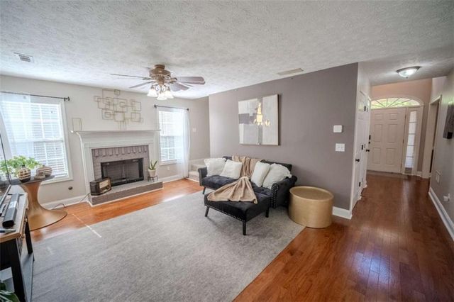 917 Ivy Brook Court, Mcdonough, GA 30253