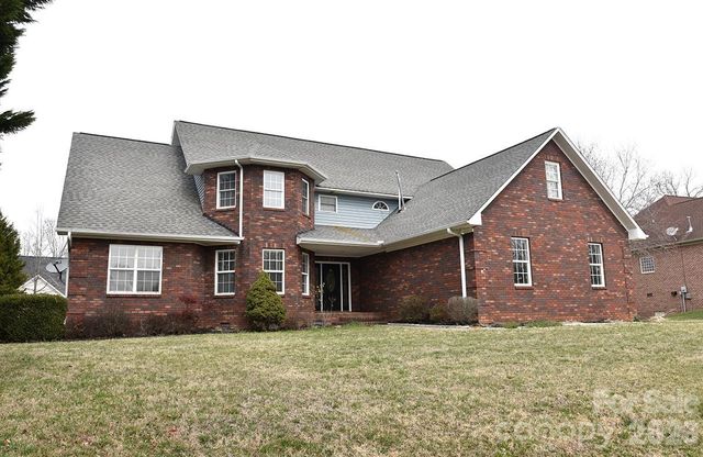 1203 Edgewater Court, Salisbury, NC 28146