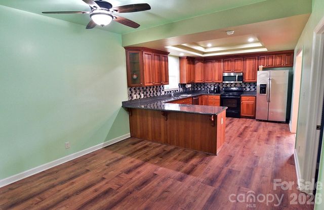 1203 Edgewater Court, Salisbury, NC 28146