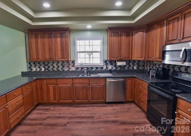 1203 Edgewater Court, Salisbury, NC 28146
