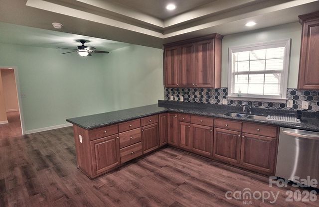 1203 Edgewater Court, Salisbury, NC 28146