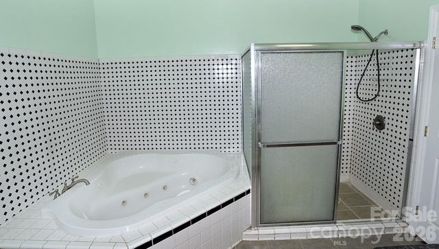 1203 Edgewater Court, Salisbury, NC 28146