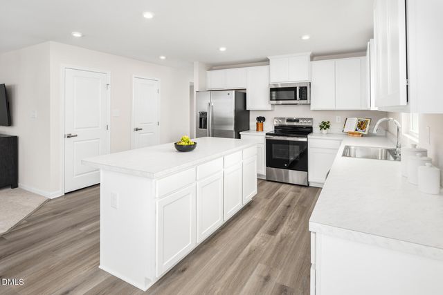 45 Lestanna Way, Lillington, NC 27546