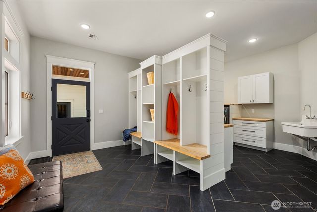 6136 Maple Meadows Lane NE, Olympia, WA 98516