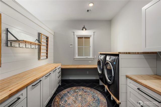 6136 Maple Meadows Lane NE, Olympia, WA 98516