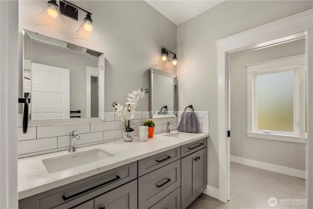 6136 Maple Meadows Lane NE, Olympia, WA 98516