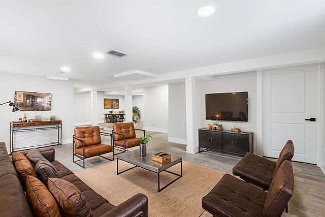 9633 S Yale Avenue, Chicago, IL 60628