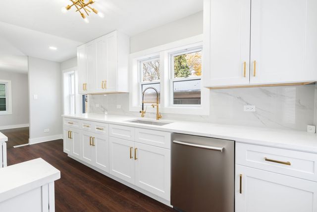 9633 S Yale Avenue, Chicago, IL 60628