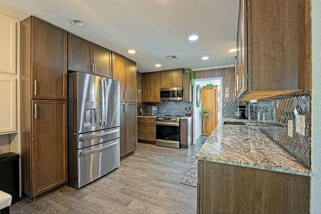 1901 S Broadway, Guthrie, OK 73044