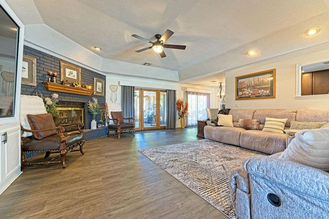 1901 S Broadway, Guthrie, OK 73044