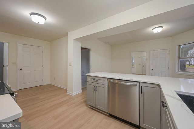 234 S MARKET ST, Frederica, DE 19946