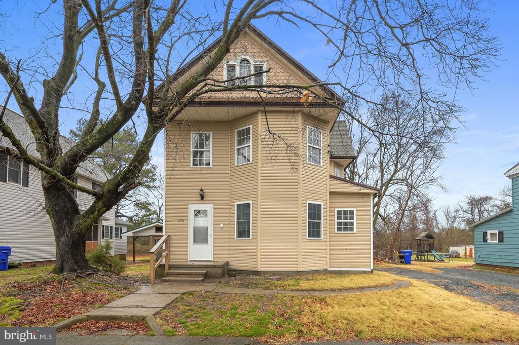 234 S MARKET ST, Frederica, DE 19946