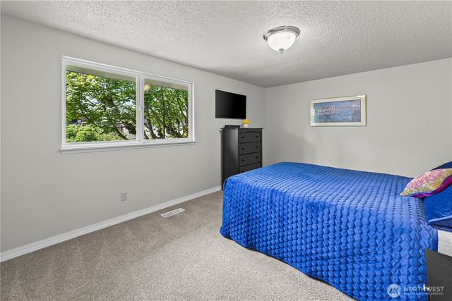 2316 Vista View Drive, Tacoma, WA 98406