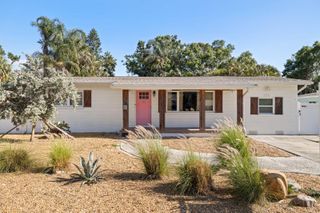220 45TH AVENUE S, St Petersburg, FL 33705