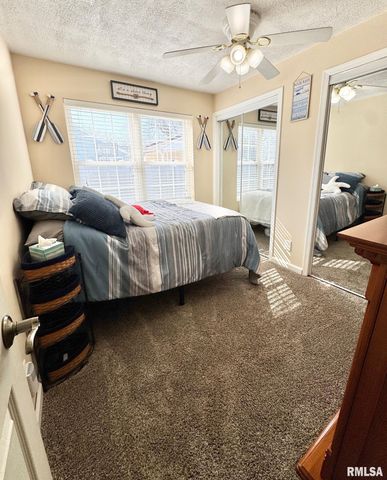 2817 N HARPER Terrace, Peoria, IL 61604