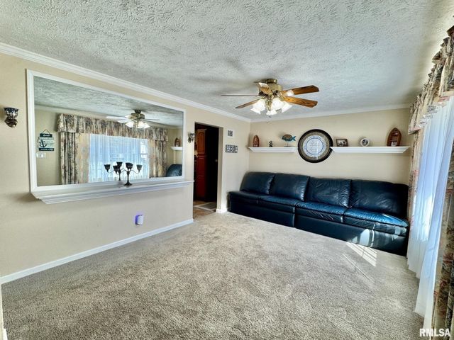 2817 N HARPER Terrace, Peoria, IL 61604