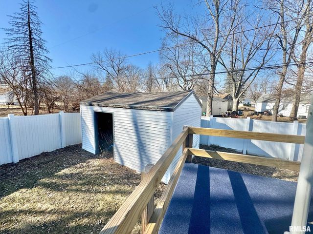 2817 N HARPER Terrace, Peoria, IL 61604