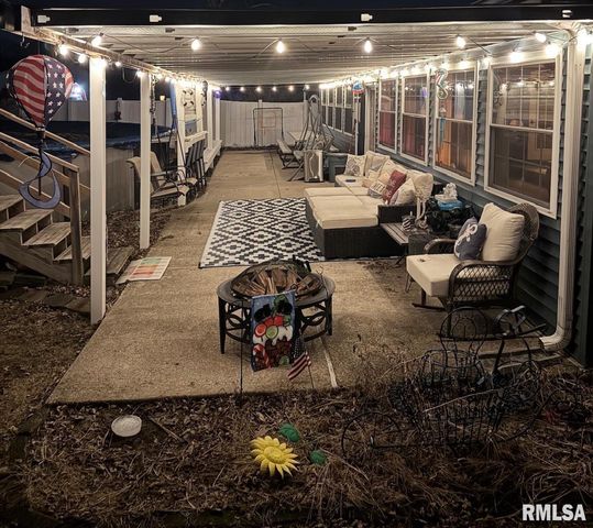 2817 N HARPER Terrace, Peoria, IL 61604