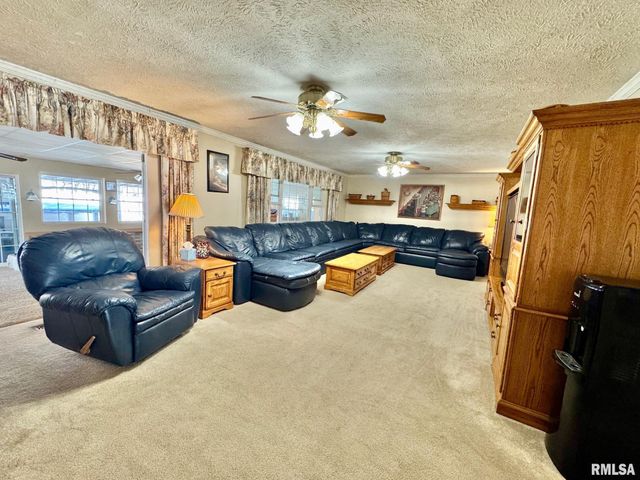 2817 N HARPER Terrace, Peoria, IL 61604