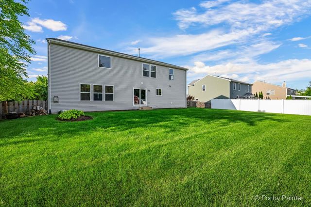 605 Courtney Lane, Marengo, IL 60152